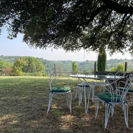 La Апартаменты *